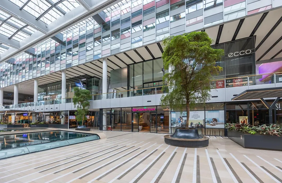 Crowne Plaza Utrecht - Central Station By Ihg-1