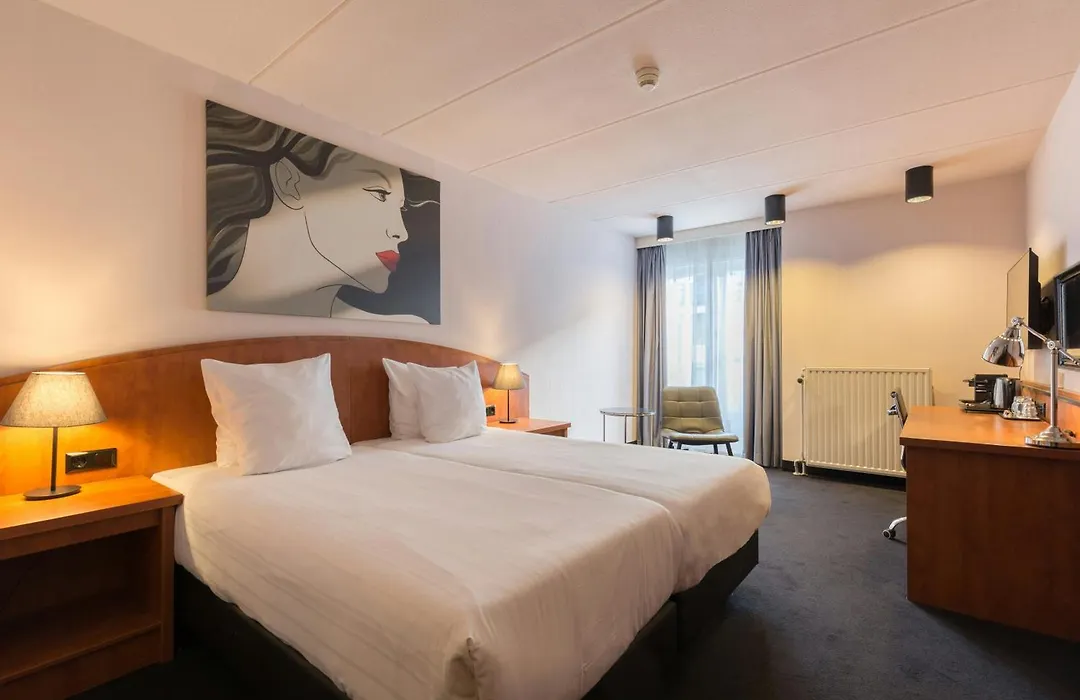 Leonardo Hotel Utrecht City Center-1